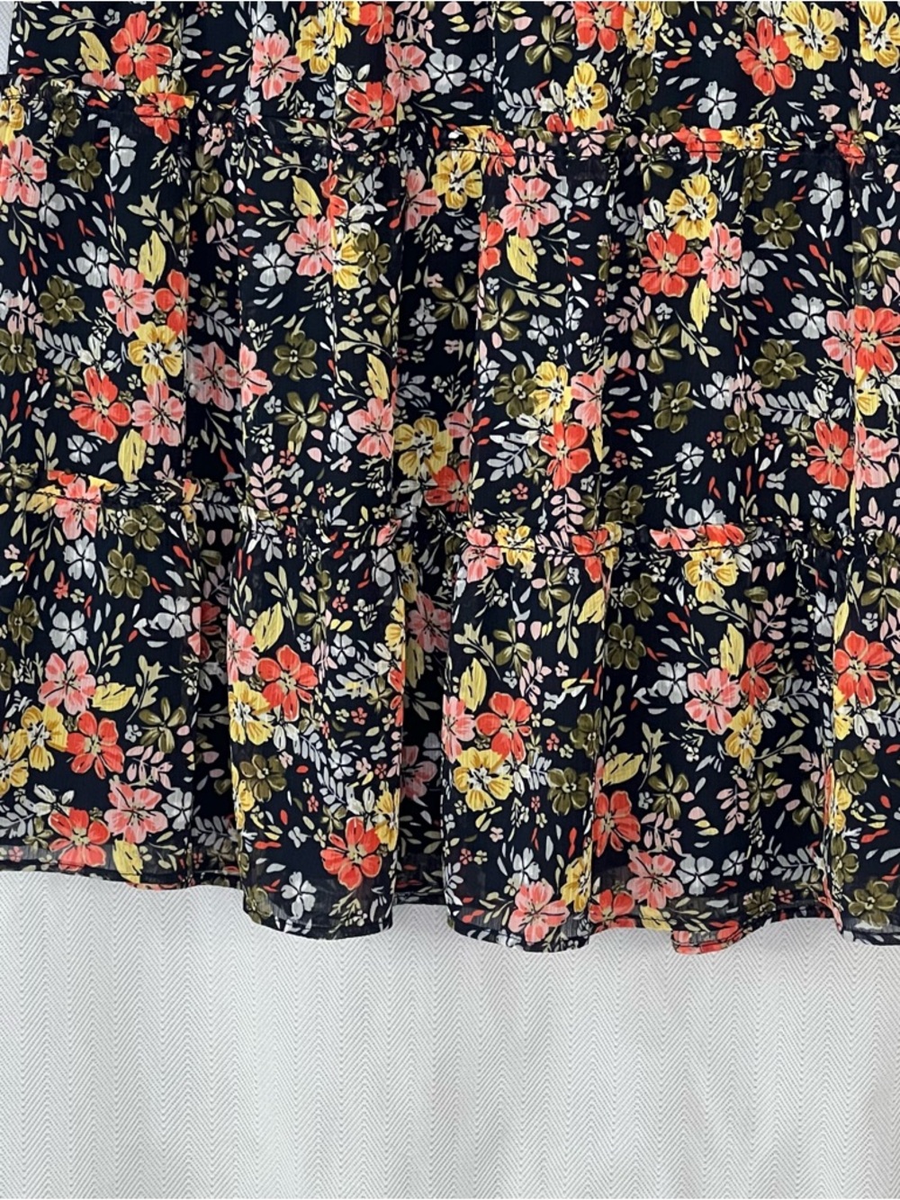 Loft Skirt Floral Tiered Smocked Waist Cottagecore Whimsy Sheer Lined EUC XS 👍 - Picture 4 of 6